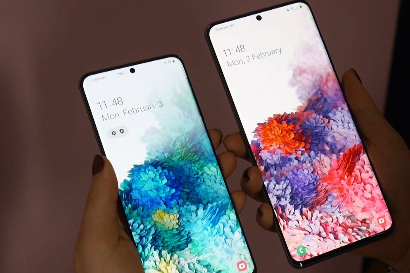 Zwei der neuen Galaxy-Modelle: Die neuen Samsung-Flaggschiffe sind randvoll mit der neuesten Technik ausgestattet. Zwei der neuen Galaxy-Modelle: Die neuen Samsung-Flaggschiffe sind randvoll mit der neuesten Technik ausgestattet.