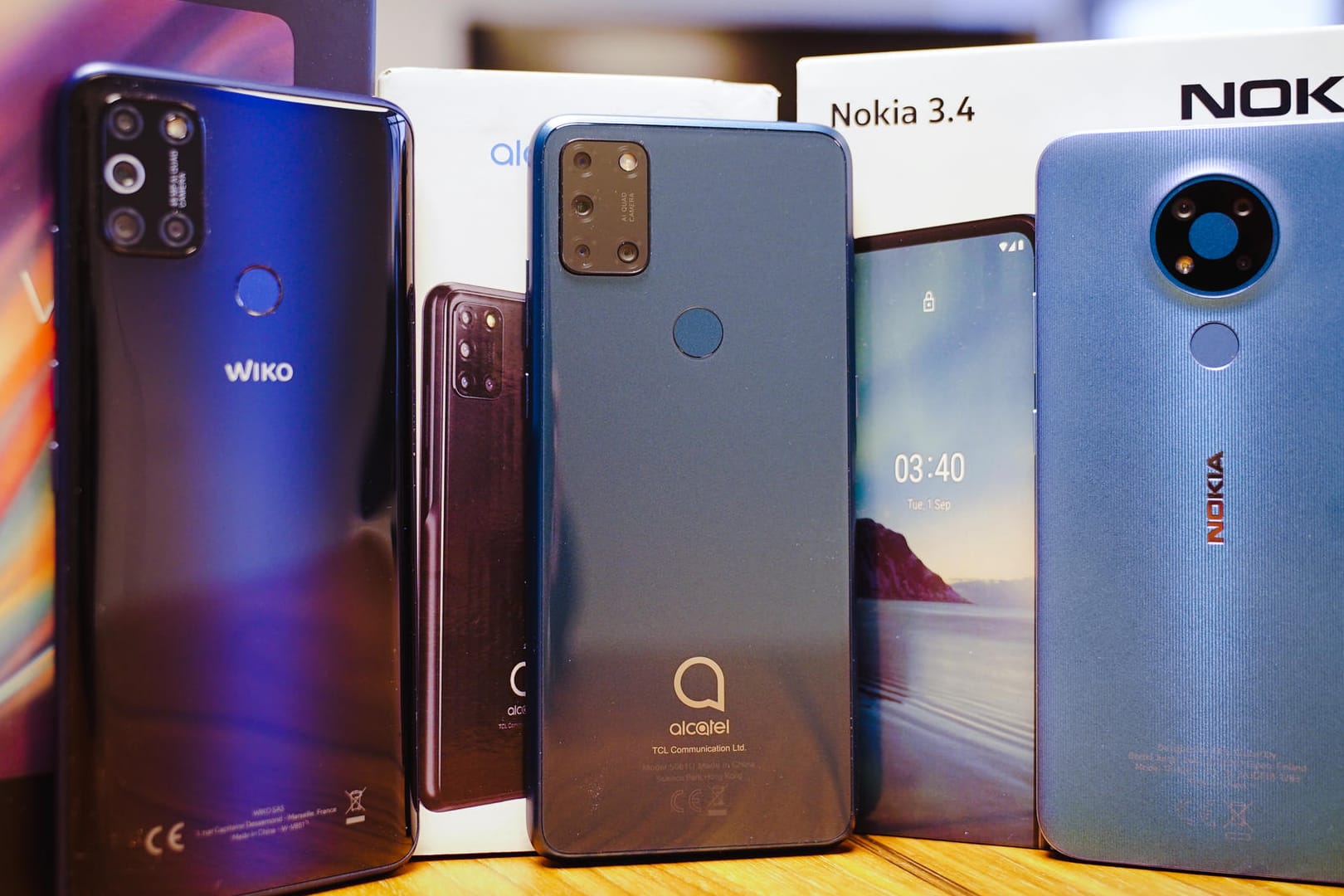Das Wiko View 5, das Alcatel 3X und das Nokia 3.4: Einsteigersmartphones gibt es für weniger als 200 Euro. Das Wiko View 5, das Alcatel 3X und das Nokia 3.4: Einsteigersmartphones gibt es für weniger als 200 Euro.