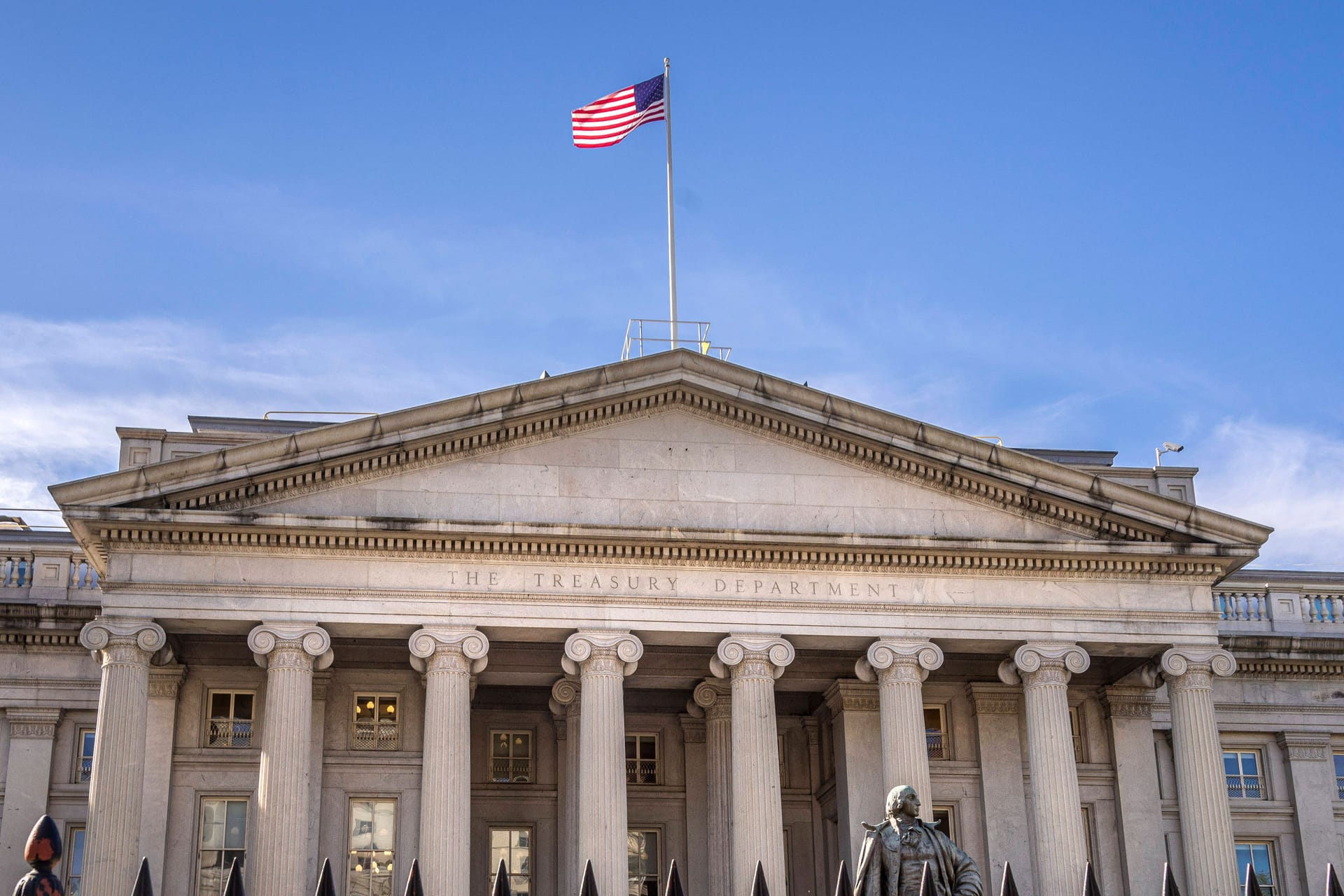 Das US-Finanzministerium in Washington D.C.: Die Staatsschulden der Vereinigten Staaten steigen. Das US-Finanzministerium in Washington D.C.: Die Staatsschulden der Vereinigten Staaten steigen.